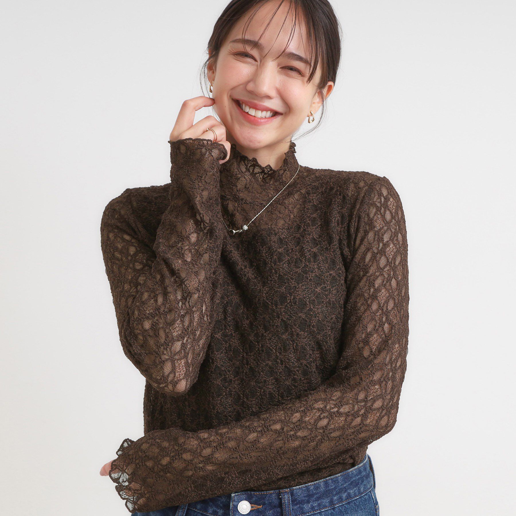 SHOO･LA･RUE「【S-LL】上品なレースハイネックトップス」|Tシャツ・カットソー|ブラウン(044)