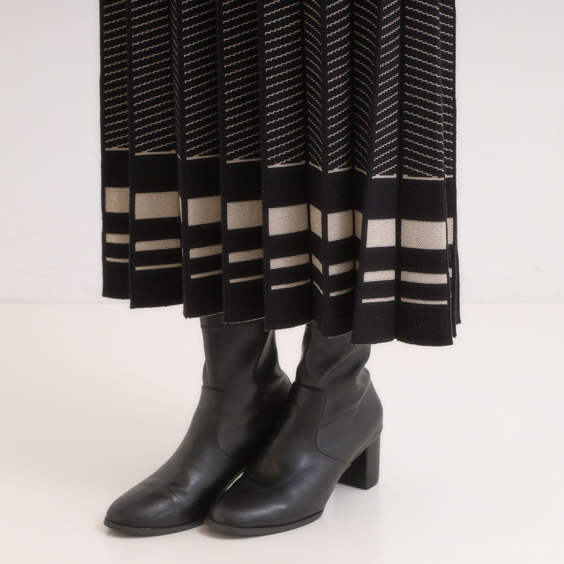 SHOO･LA･RUE「【高レビュー/セットアップ可】女性らしさ際立つ 洗えるもちもちニットスカート」|スカート|