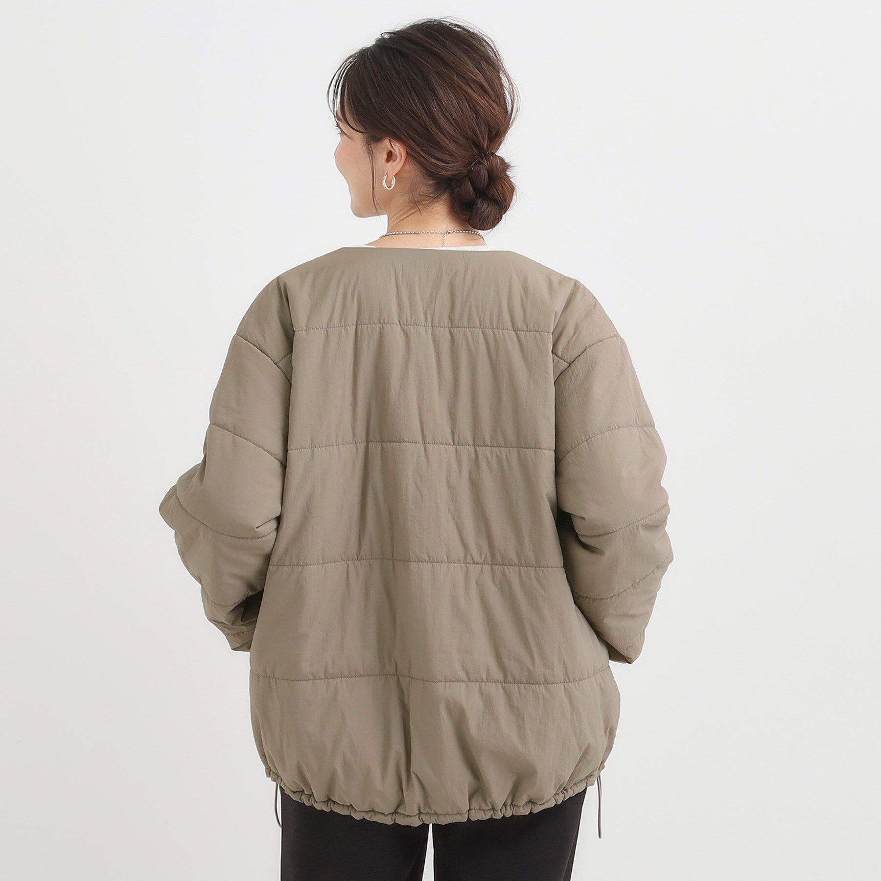 SHOO･LA･RUE「【洗濯機可/撥水/リバーシブル】 ノーカラー中綿ブルゾン」|ブルゾン・スタジャン|