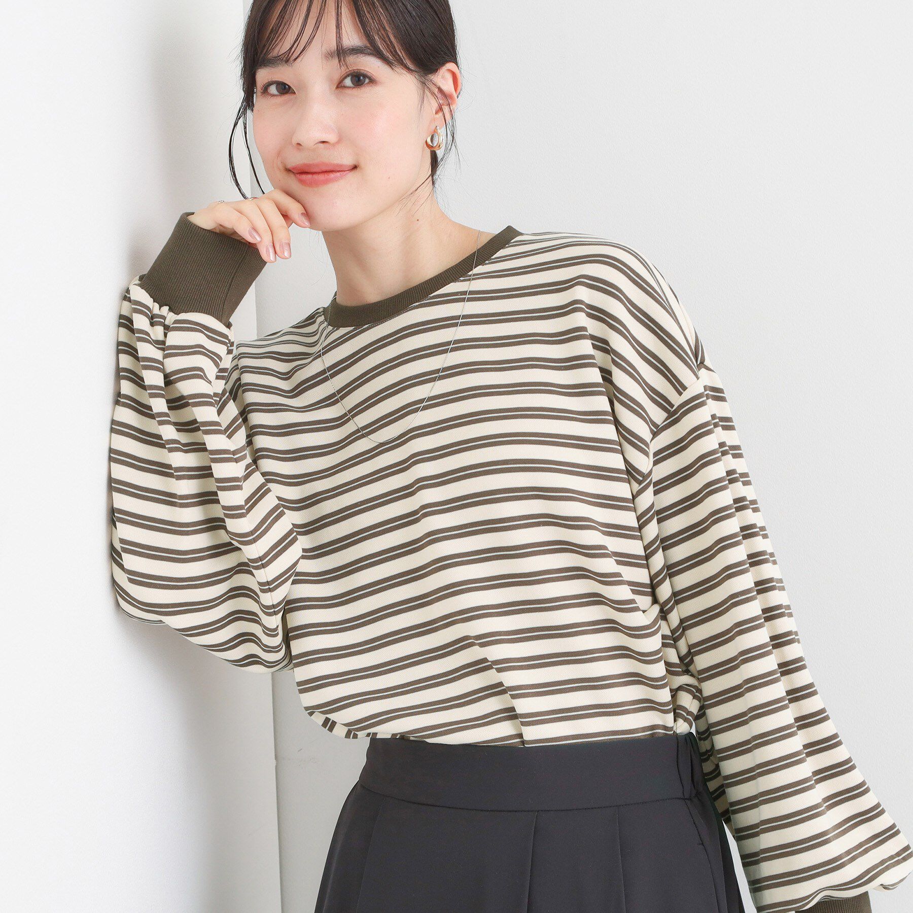 SHOO･LA･RUE「【S-LL/洗濯機可】マルチボーダー ミニ裏毛トップス」|Tシャツ・カットソー|ブラウン(344)