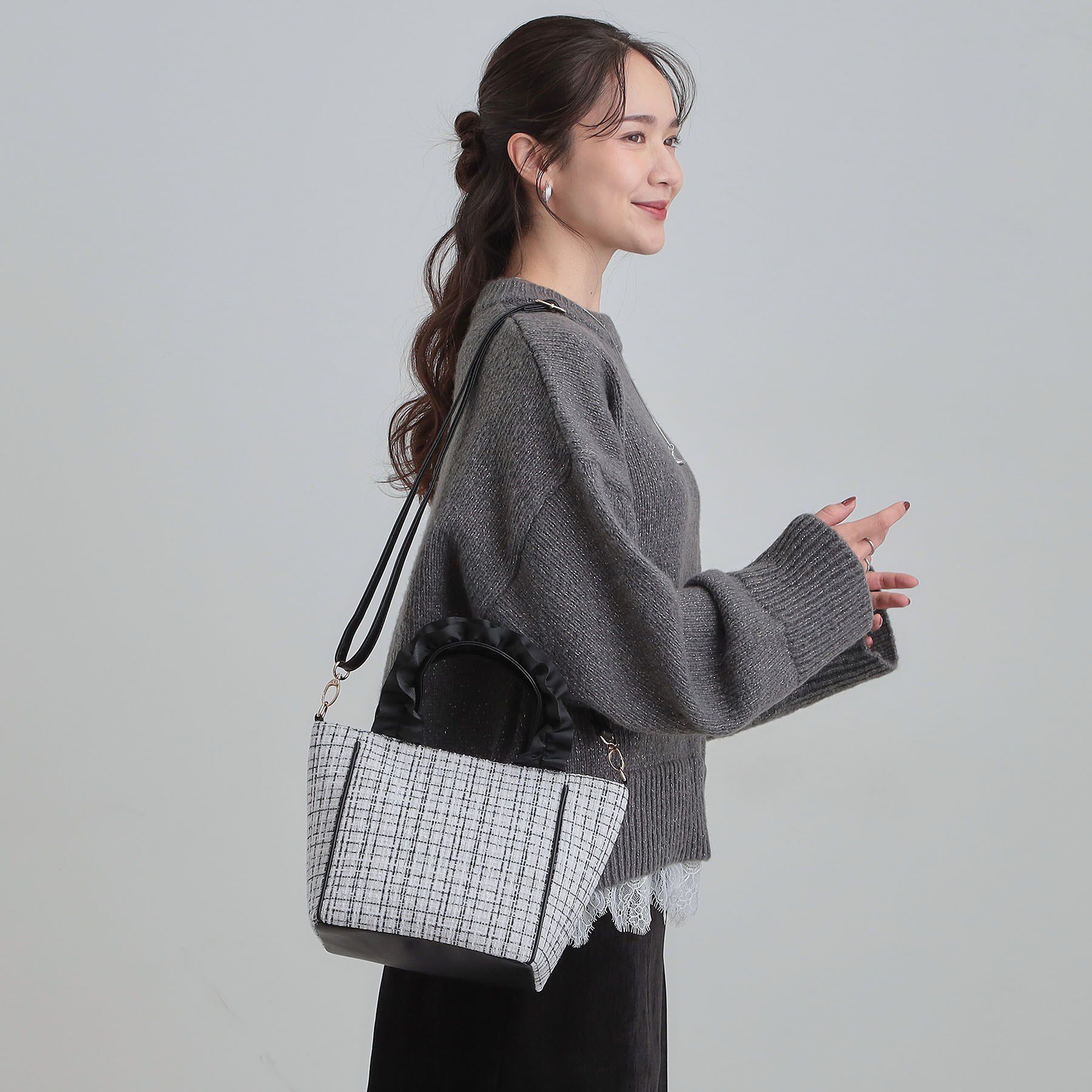 SHOO･LA･RUE「フリルハンドルツイードトートバッグ」|トートバッグ|
