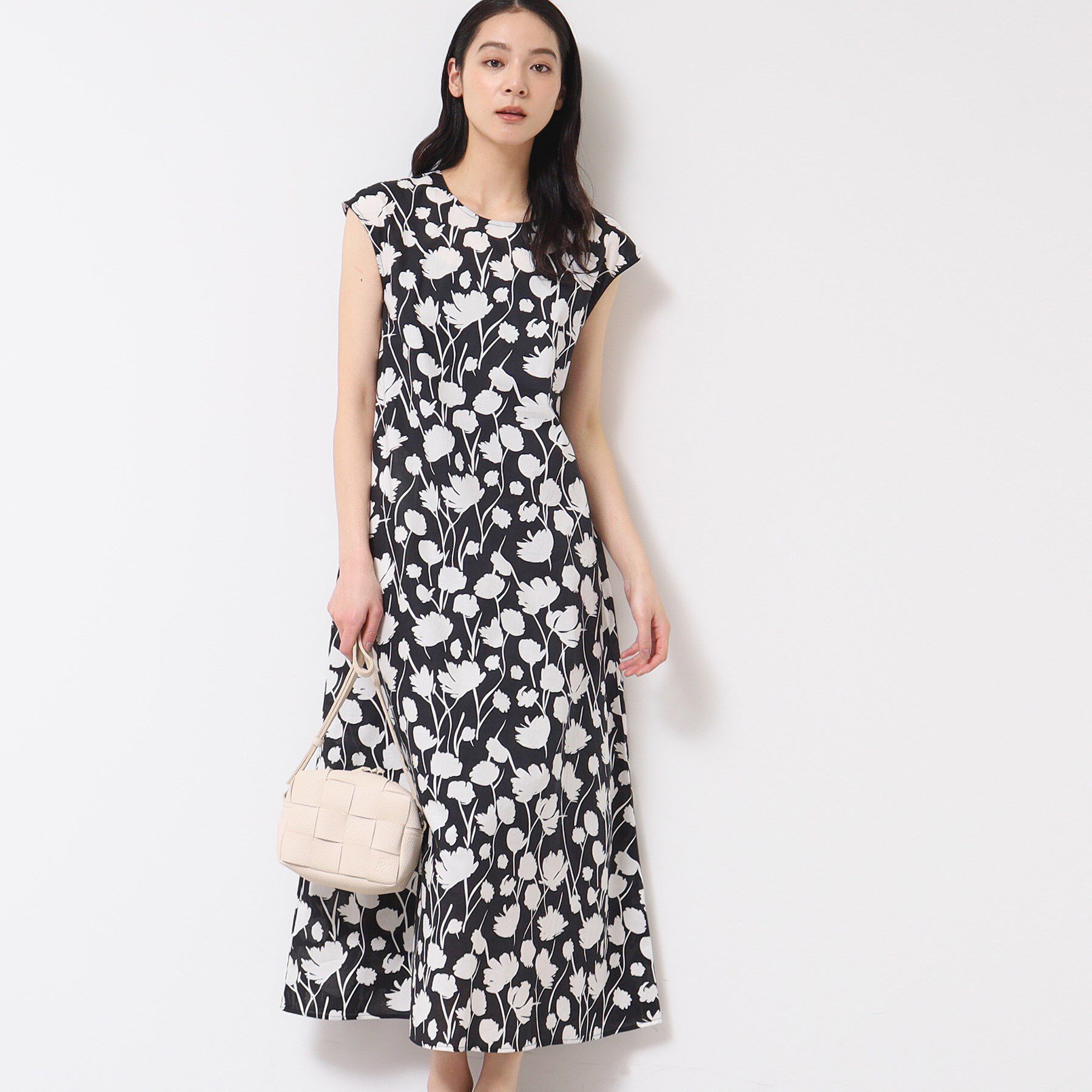 Dessin「【リンクコーデ・洗える】フラワープリントワンピース」|ワンピース|