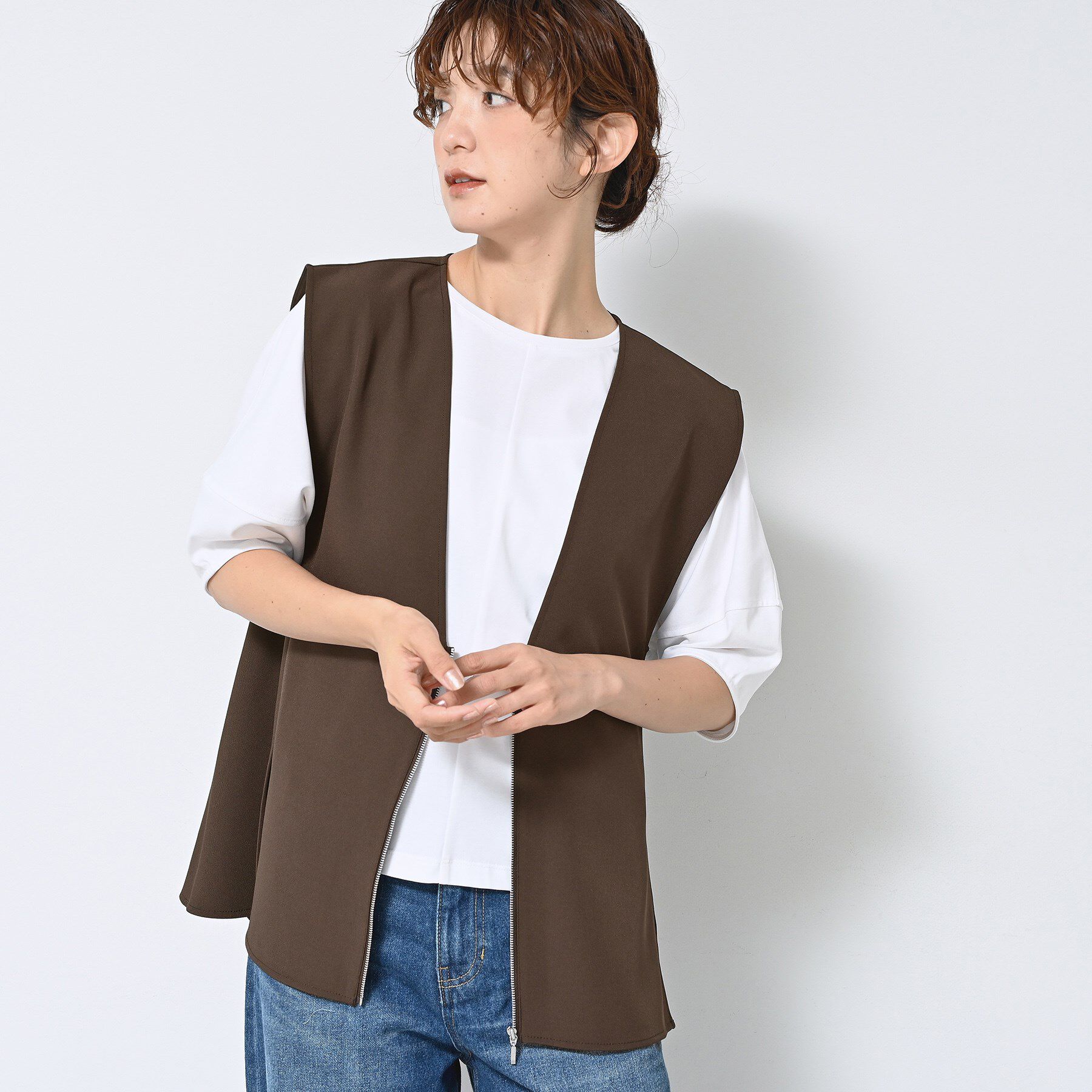 Dessin「【セットアップ可/洗える】サイドスリットVネックジレ」|ベスト・ジレ|