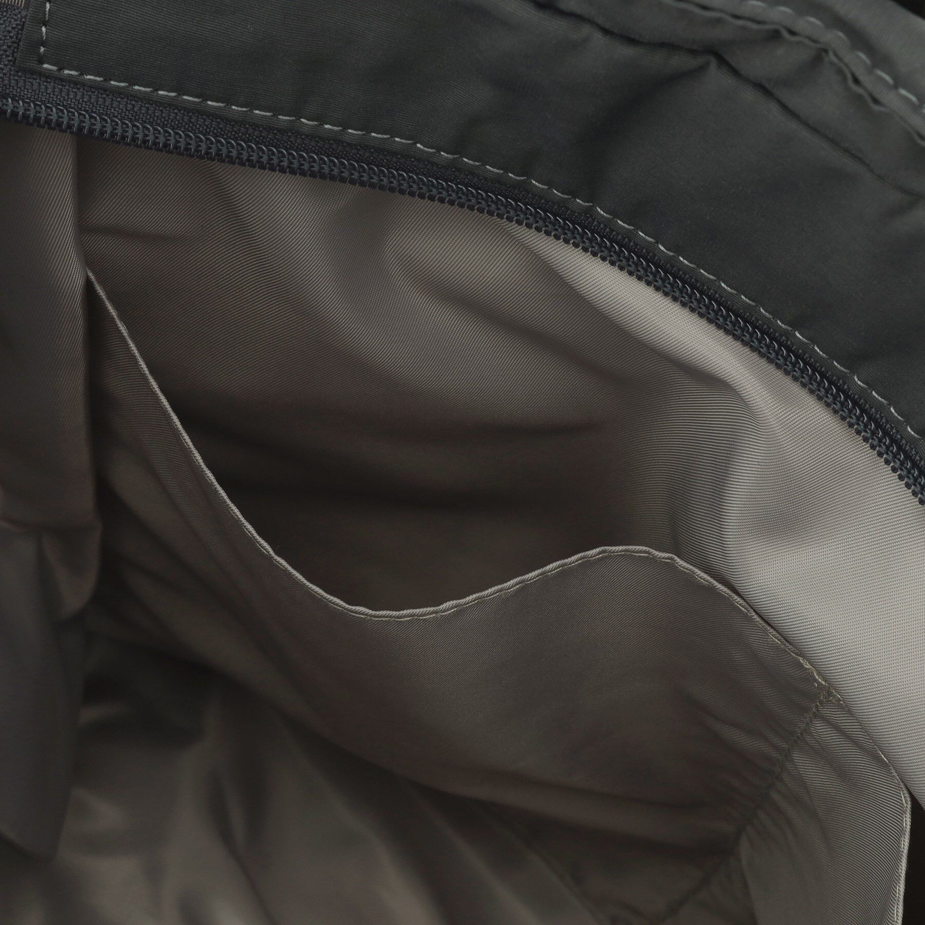 Dessin「【ユニセックス/2WAY/A4収納可】中綿入りトートバッグ」|トートバッグ|