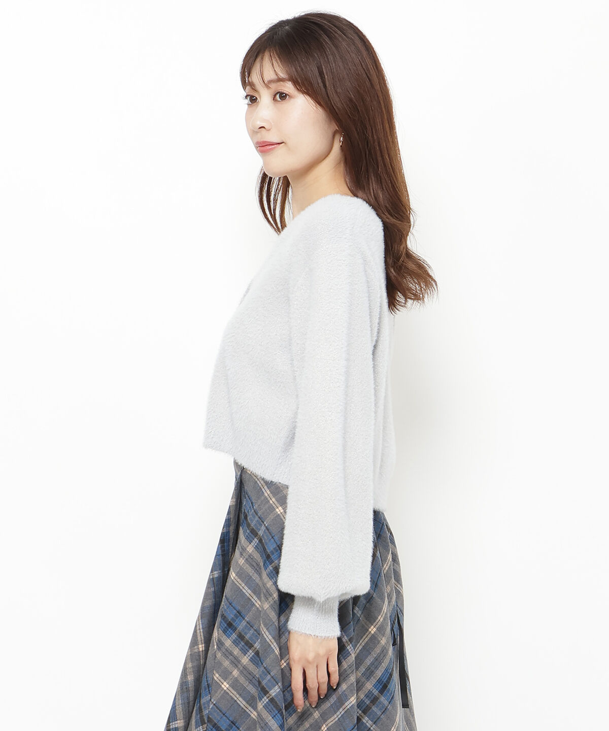 アンドクチュール「ラメフェザーVネックアンサンブル」|カーディガン|