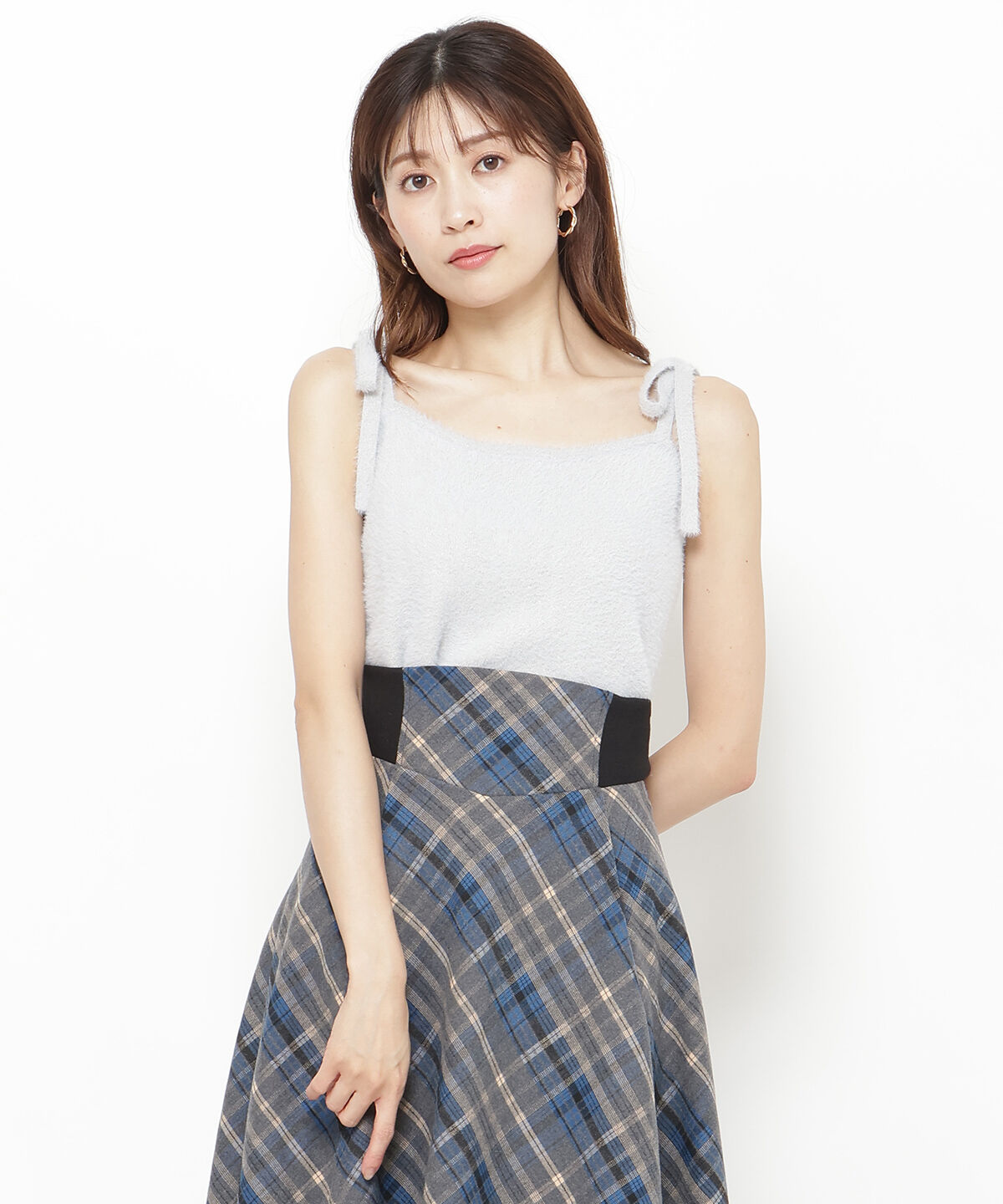 アンドクチュール「ラメフェザーVネックアンサンブル」|カーディガン|