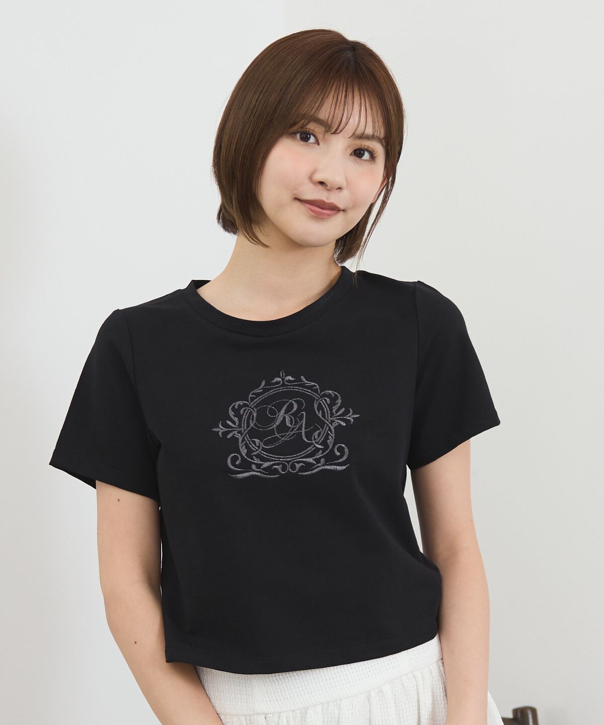 REDYAZEL「ラメエンブレムTシャツ」|Tシャツ・カットソー|ブラック