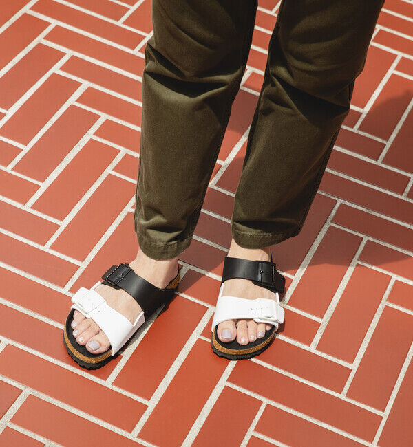 BIRKENSTOCK「【ビルケンシュトック】アリゾナ/ブラック ホワイト ビルコフロー/サンダル レディース」|サンダル|ブラック系その他