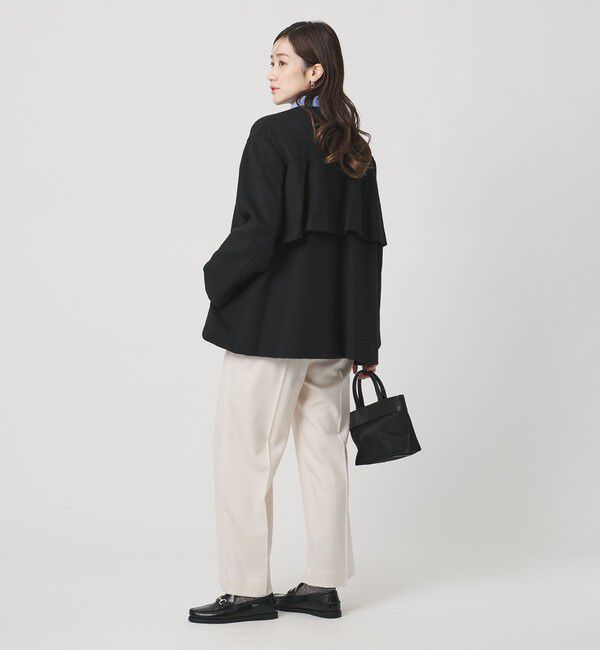 UNITED ARROWS「バック フレア ショート コート」|ノーカラージャケット|