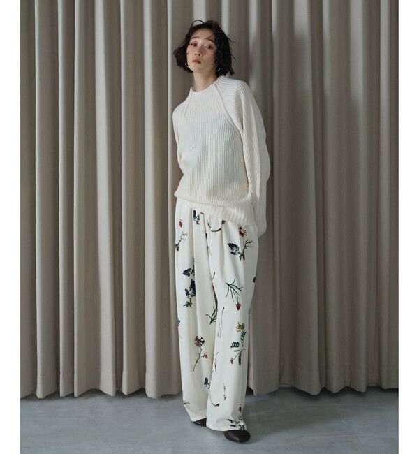 EMMEL REFINES「＜EMMEL REFINES＞EM フラワープリント イージーパンツ 2」|チノ|OFF WHITE