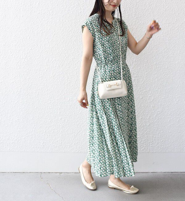 SHIPS for women「【WEB限定】〈洗濯機可能〉ドット 花柄 サイド プリーツ フレンチスリーブ ワンピース」|ワンピース|