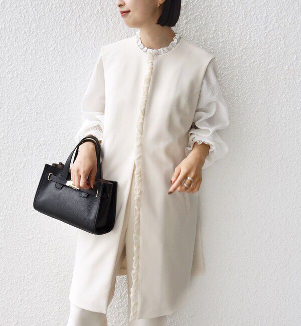 SHIPS for women「【SHIPS別注】kaene:〈洗濯機可能〉ダンボール フリル ロング ジレ（セレモニー対応可）」|ベスト・ジレ|ナチュラル