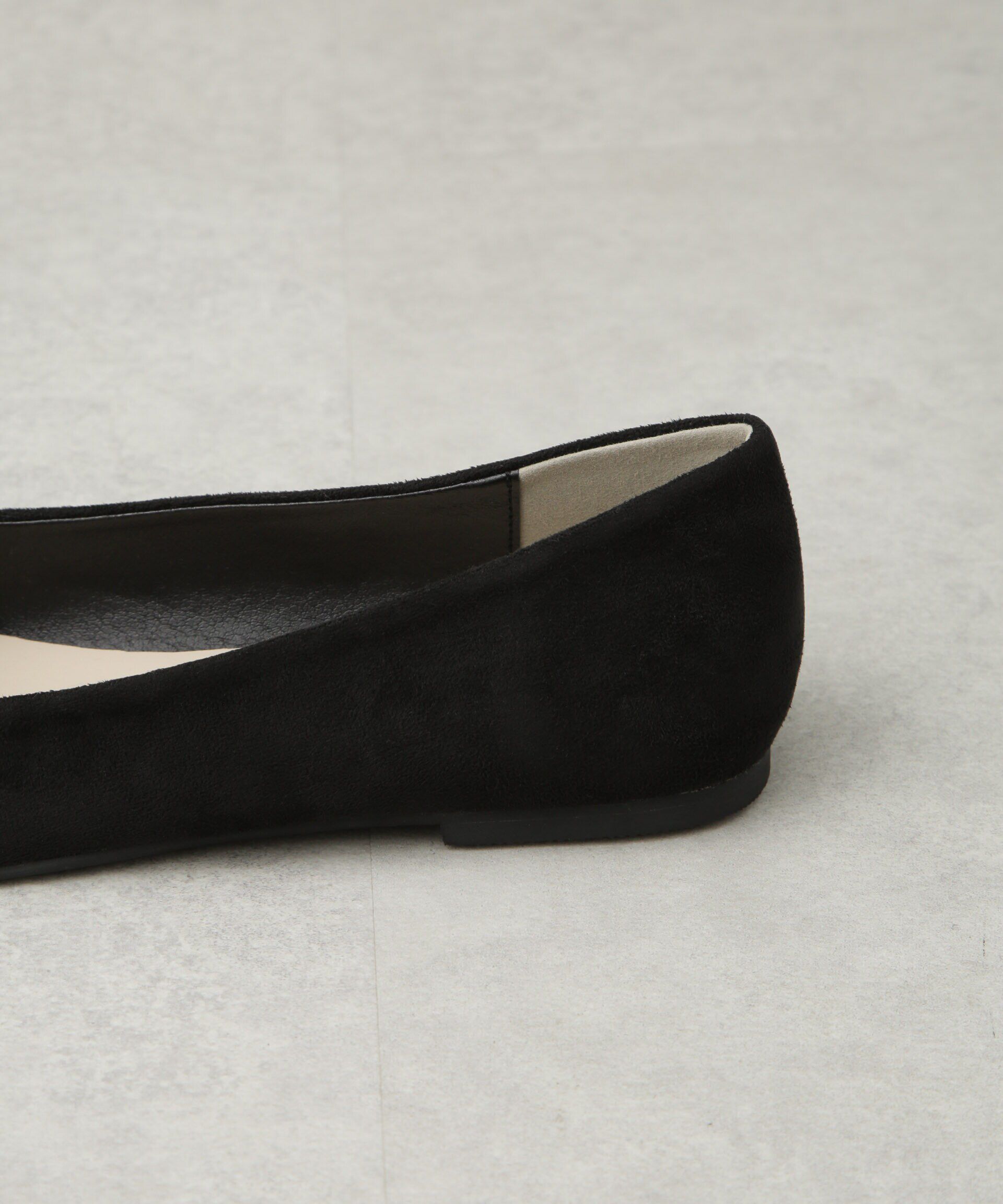 nano･universe「スクエアトゥバックルモチーフフラットパンプス」|ビジネス・ドレスシューズ|