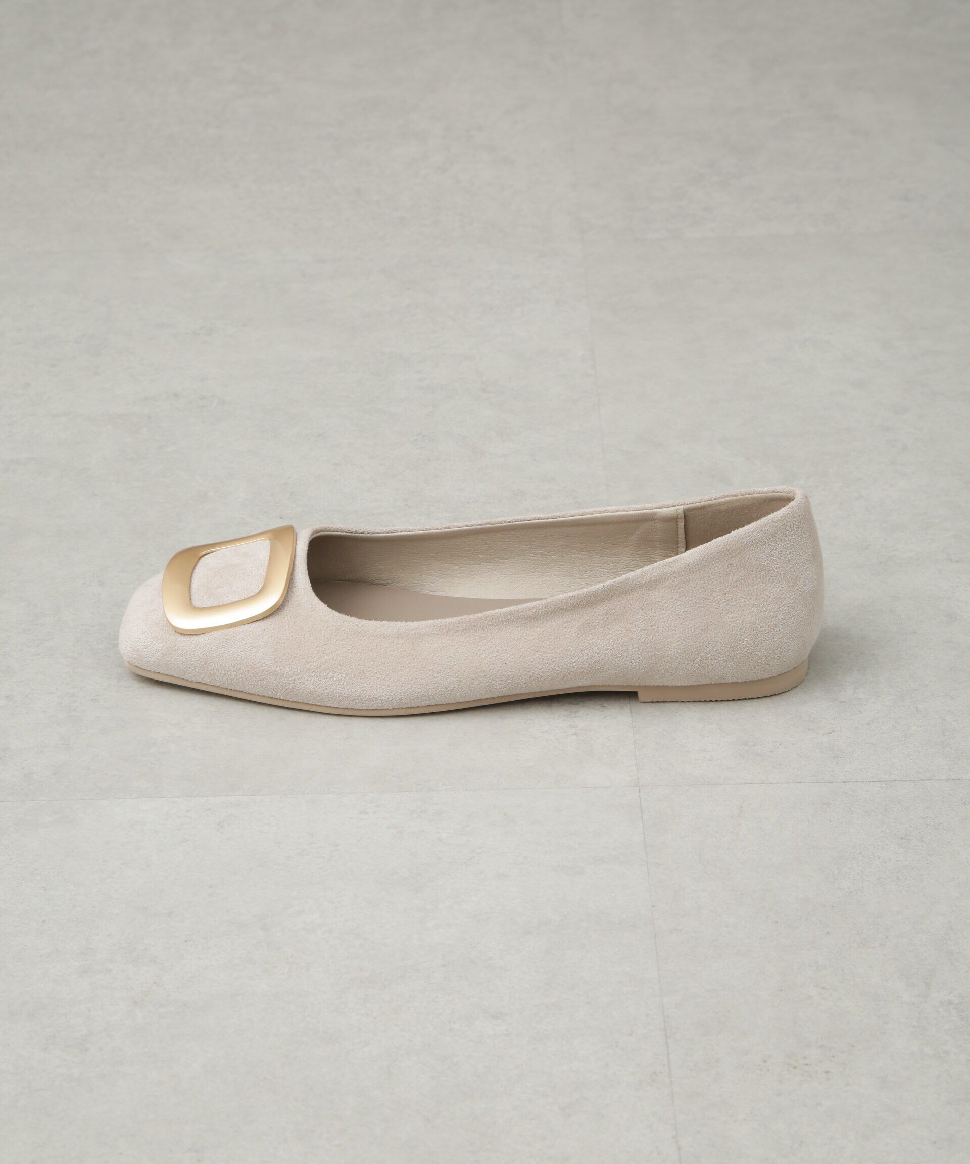 nano･universe「スクエアトゥバックルモチーフフラットパンプス」|ビジネス・ドレスシューズ|