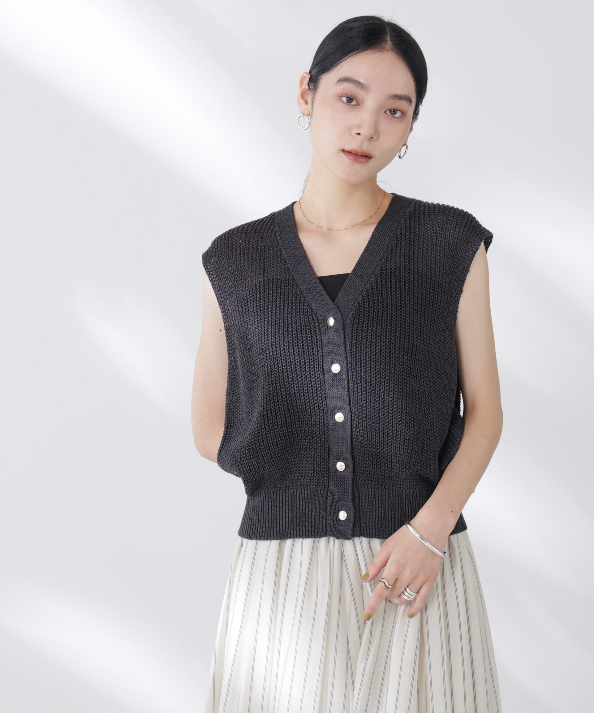 nano･universe「ペーパーヤーン畦ニットベスト」|ニット・セーター|