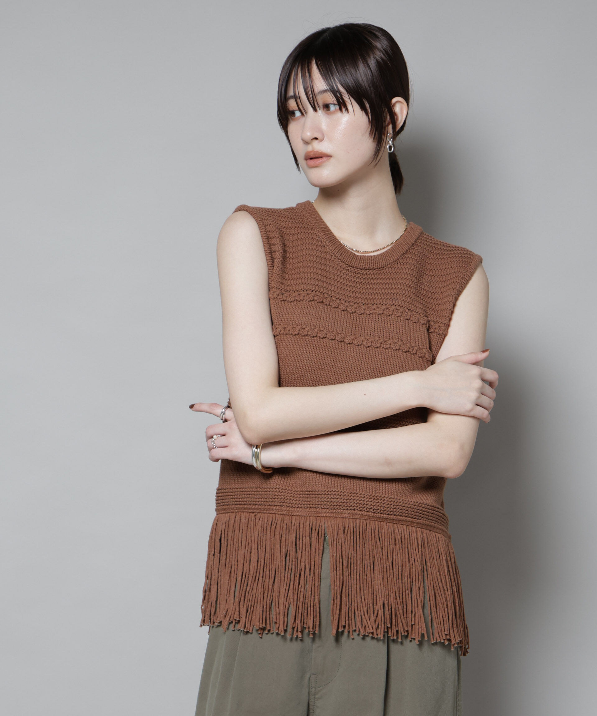 nano･universe「リリヤーンフリンジニットベスト」|ニット・セーター|キャメル4
