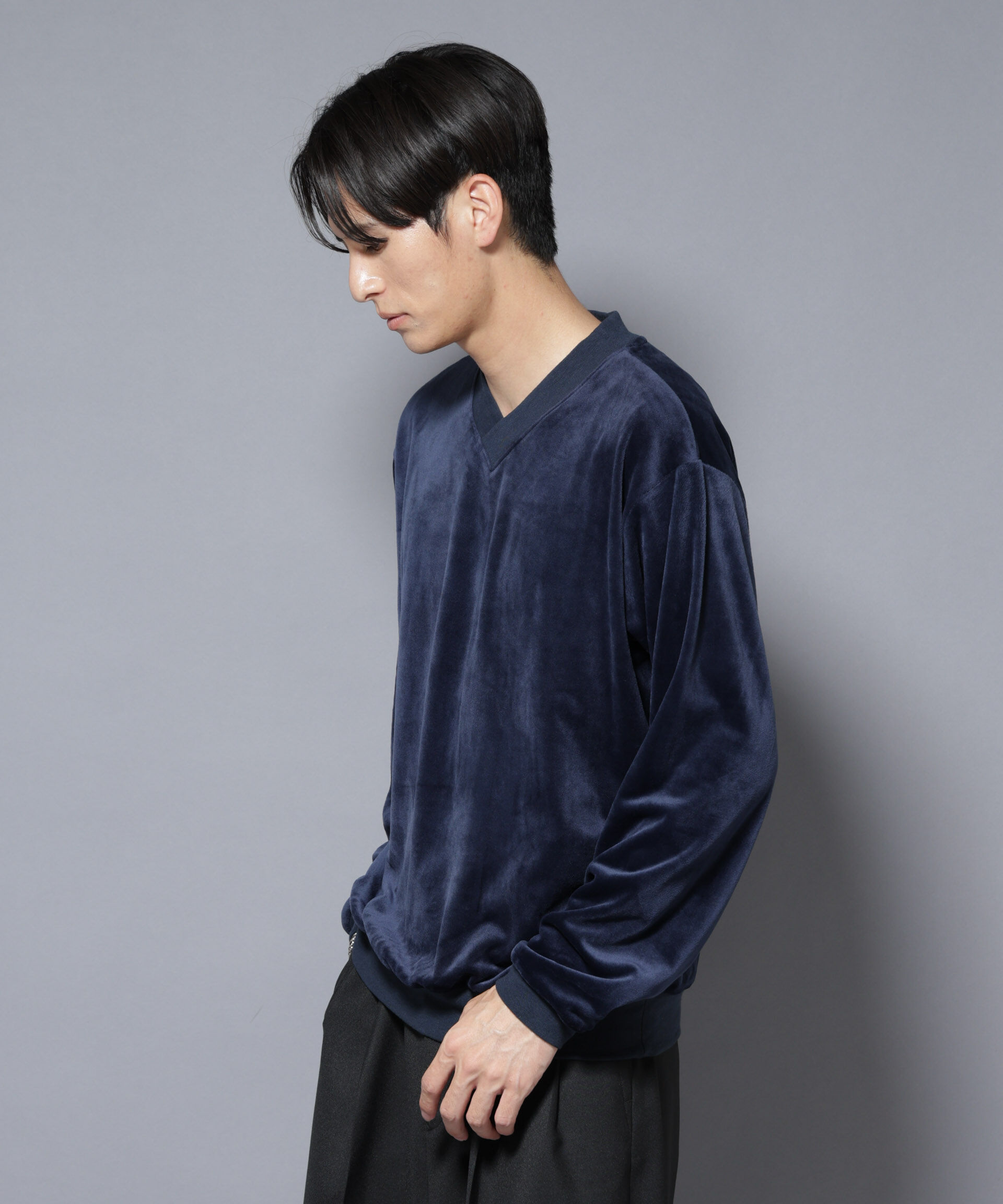 nano･universe「ベロアプルオーバー Vネックスウェット」|Tシャツ・カットソー|