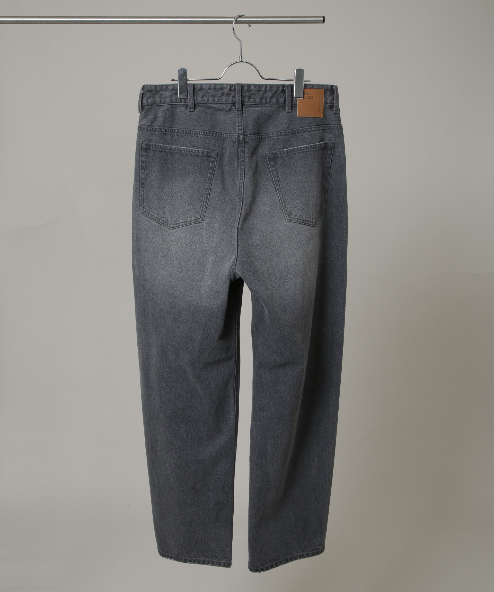 nano･universe「｢HOTEL PALACE｣ フェードデニム ルーズシルエットパンツ」|チノ|