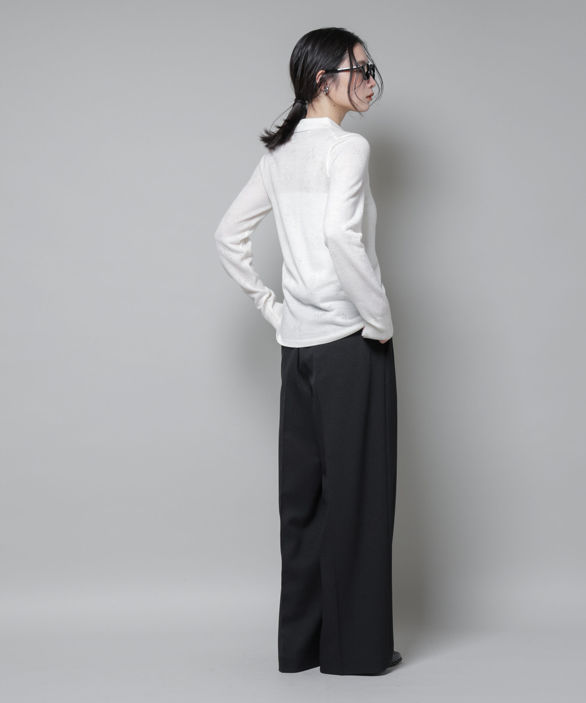 nano･universe「ストレッチサージピンタックイージーワイドパンツ(セットアップ可)」|チノ|