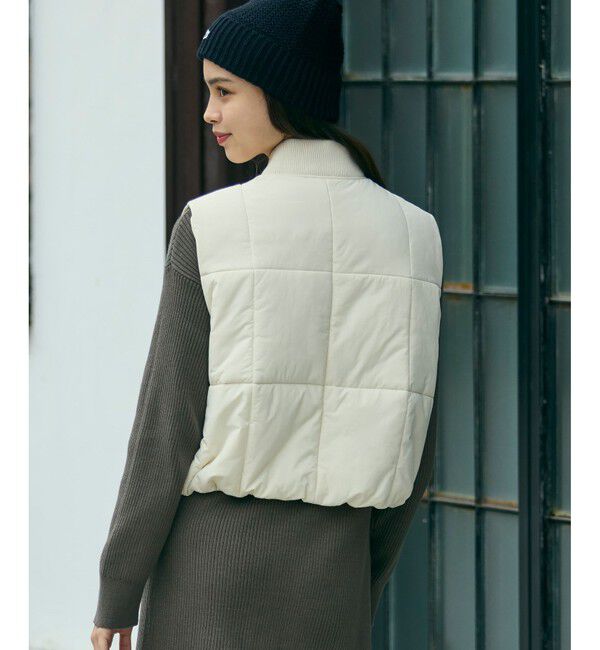 LACOSTE「クロップド丈 撥水 THERMORE中綿 ジップアップベスト」|ダウンベスト・ベスト|