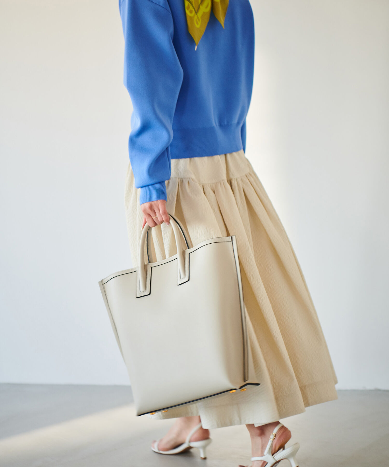 E'POR「【E'POR】【A4対応】【一部直営店舗・WEB限定】LIMITED MODEL Ree Large（リー）【雑誌掲載】」|トートバッグ|グレー系(09)