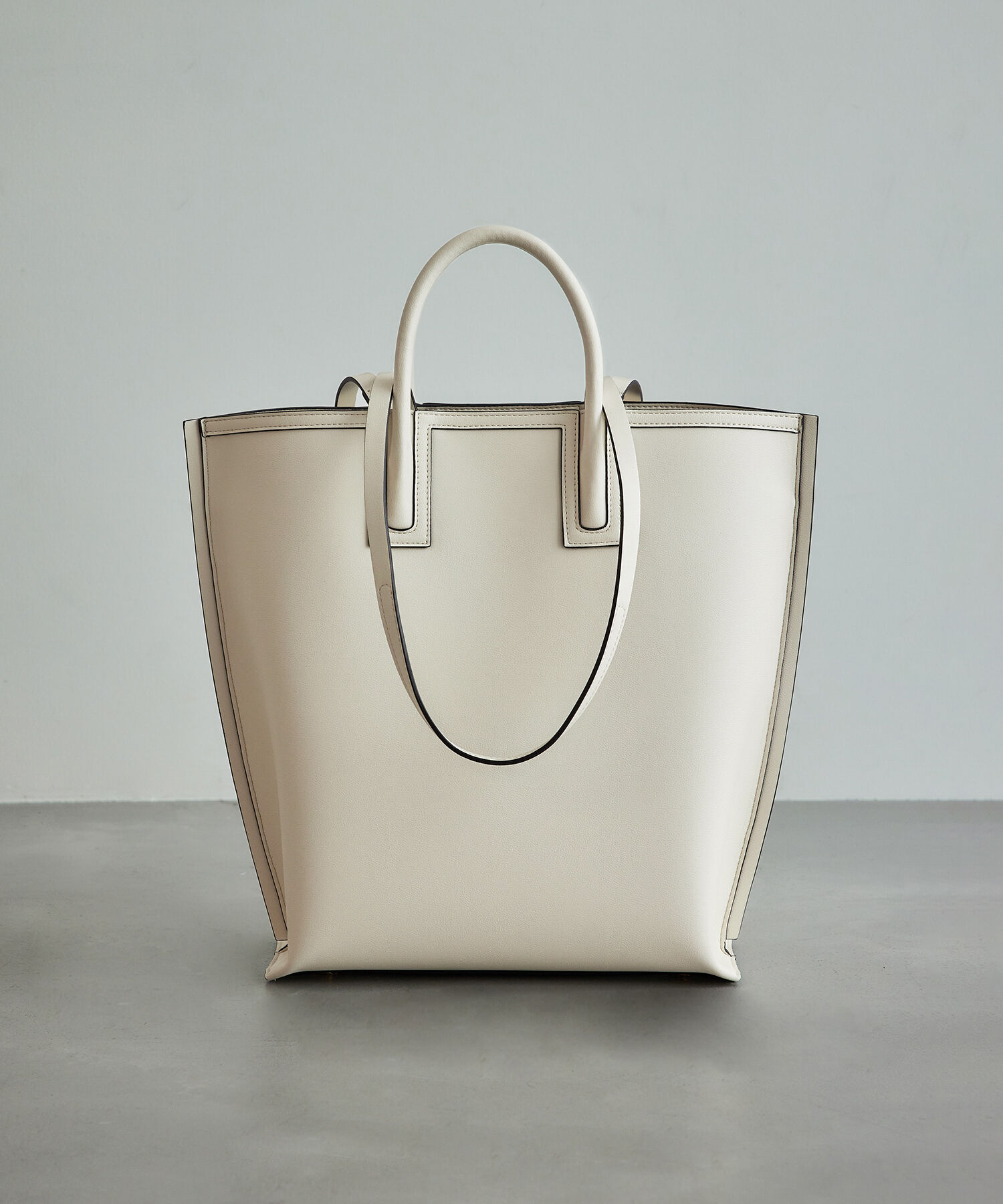 E'POR「【E'POR】【A4対応】【一部直営店舗・WEB限定】LIMITED MODEL Ree Large（リー）【雑誌掲載】」|トートバッグ|