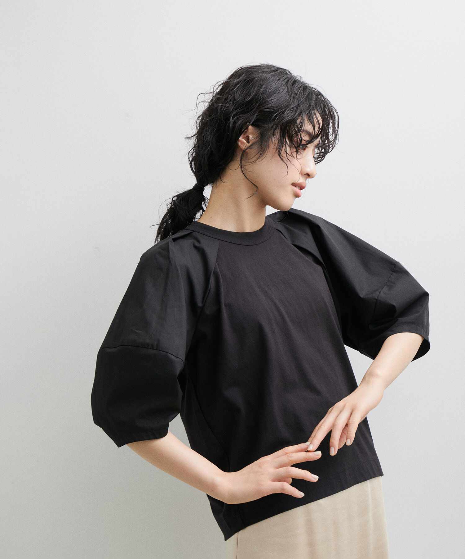 ADAM ET ROPE'「パフTシャツ」|Tシャツ・カットソー|ブラック(01)