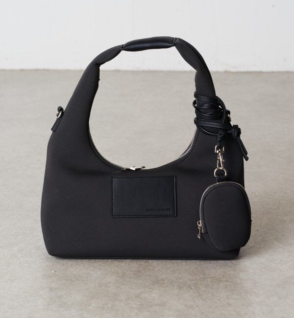  「【PAPILLONNER/パピヨネ】チャーム付きウェットワンショルダーバッグ」|トートバッグ|