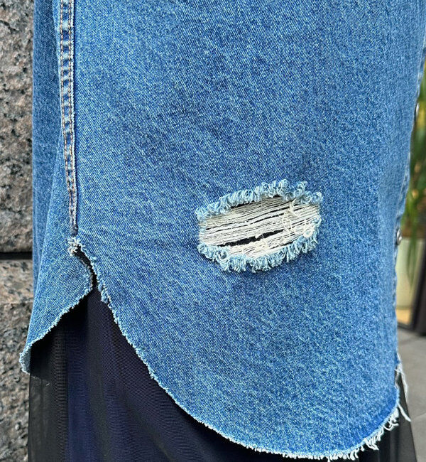  「【新色追加】ダメージデニムシャツ」|シャツ・ブラウス|