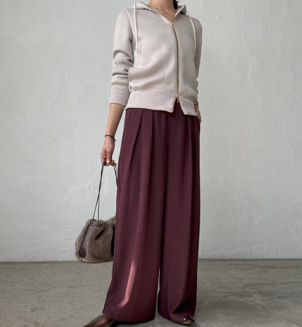  「【ウォッシャブル】【シーズンレスで使える】タックワイドスラックス」|チノ|