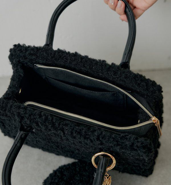  「ロゴチャーム付きスエードムートンバッグ」|ボストンバッグ|