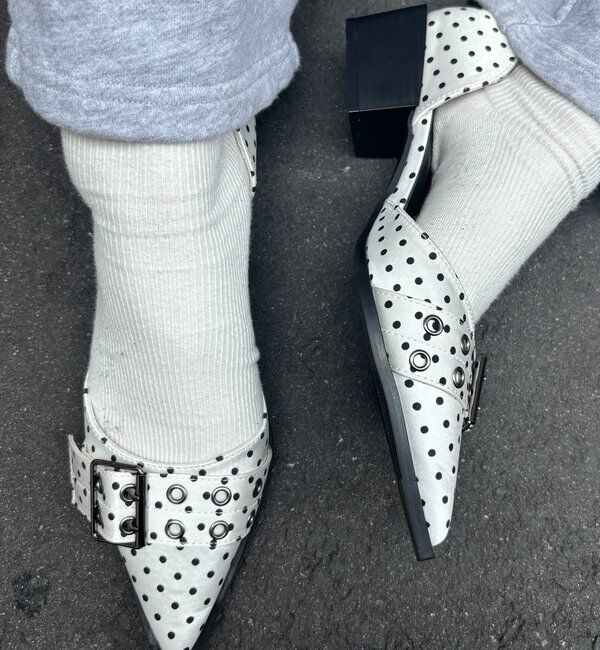  「【HiNT】 BELT STRAP MULE PUMPS」|パンプス|