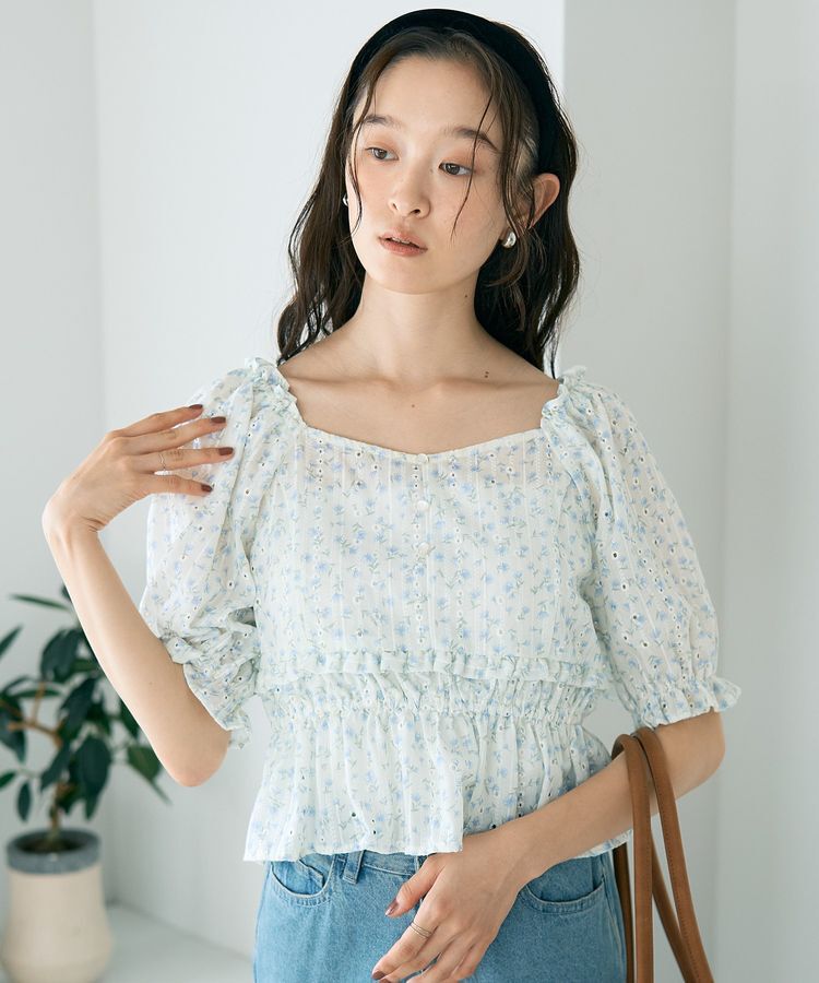 earth music&ecology「フラワー刺繍フリルヘムブラウス」|シャツ・ブラウス|Ivory