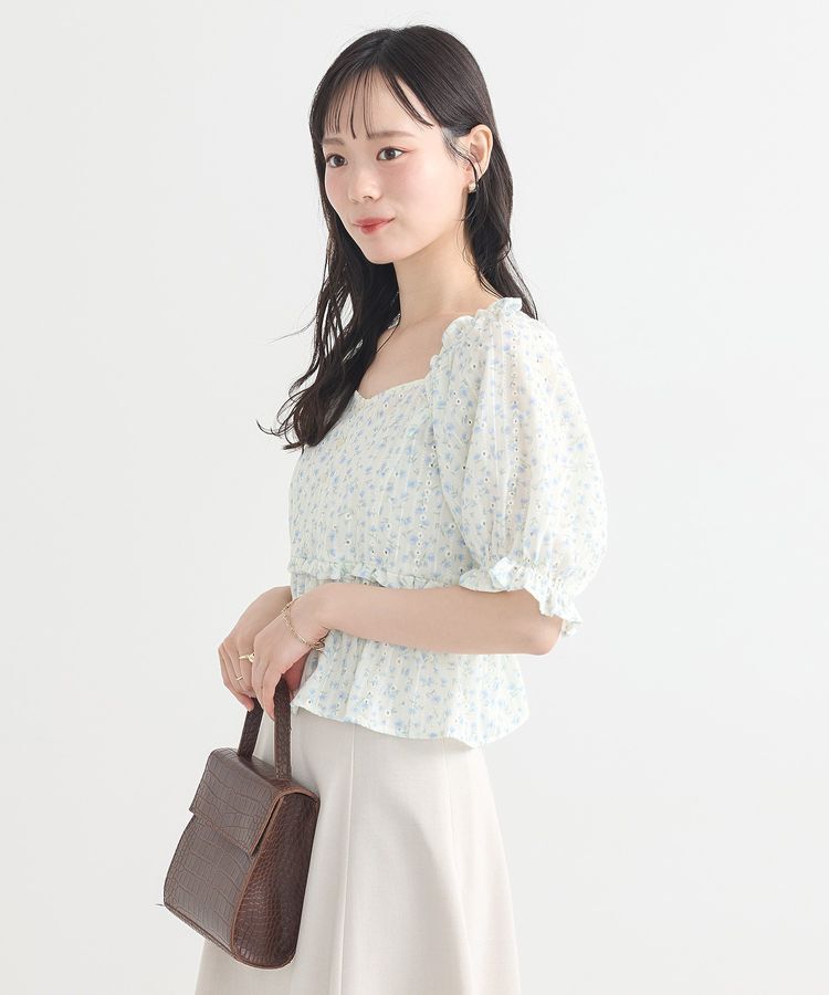 earth music&ecology「フラワー刺繍フリルヘムブラウス」|シャツ・ブラウス|