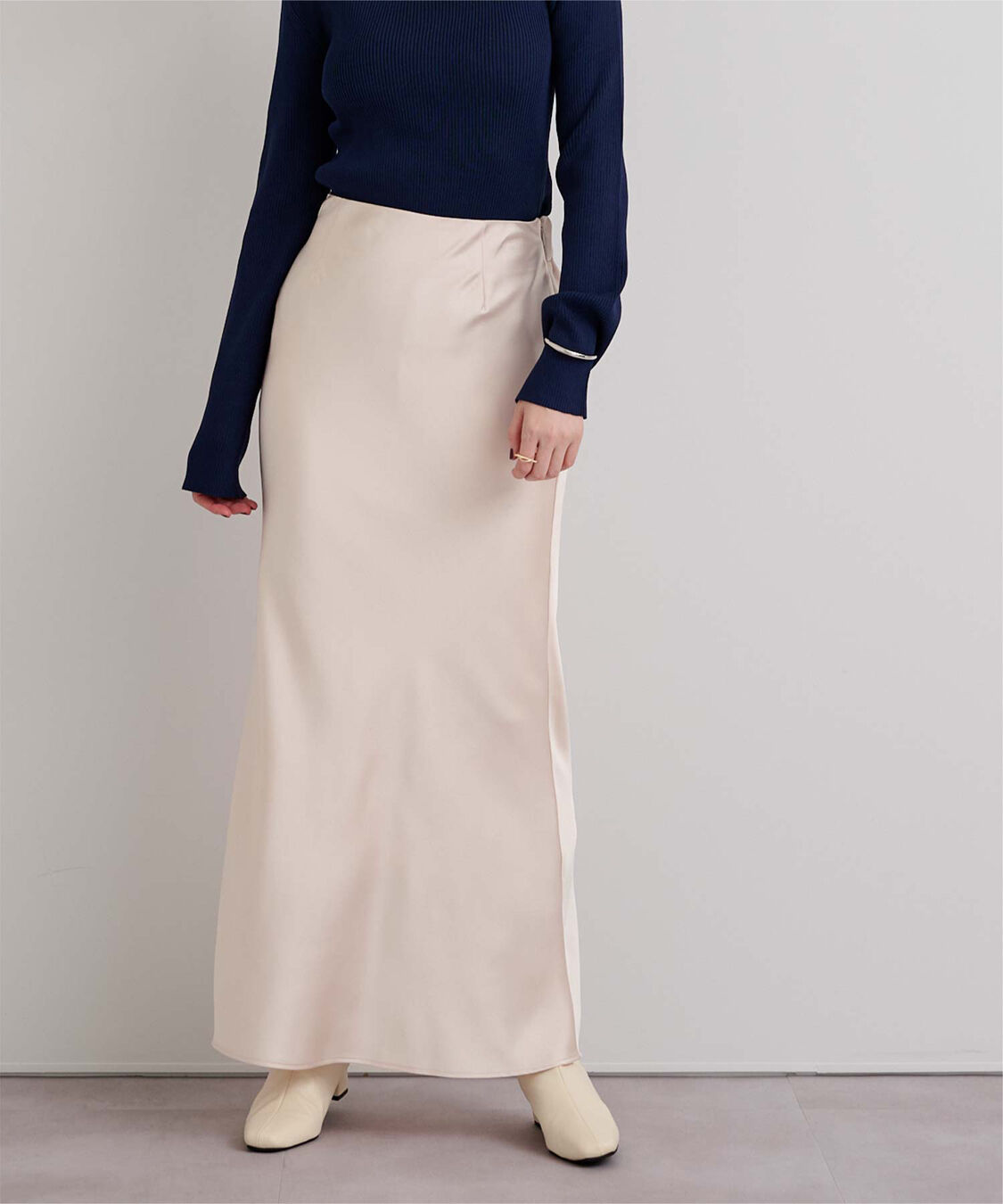 ur's「サテンマーメイドマキシスカート」|スカート|