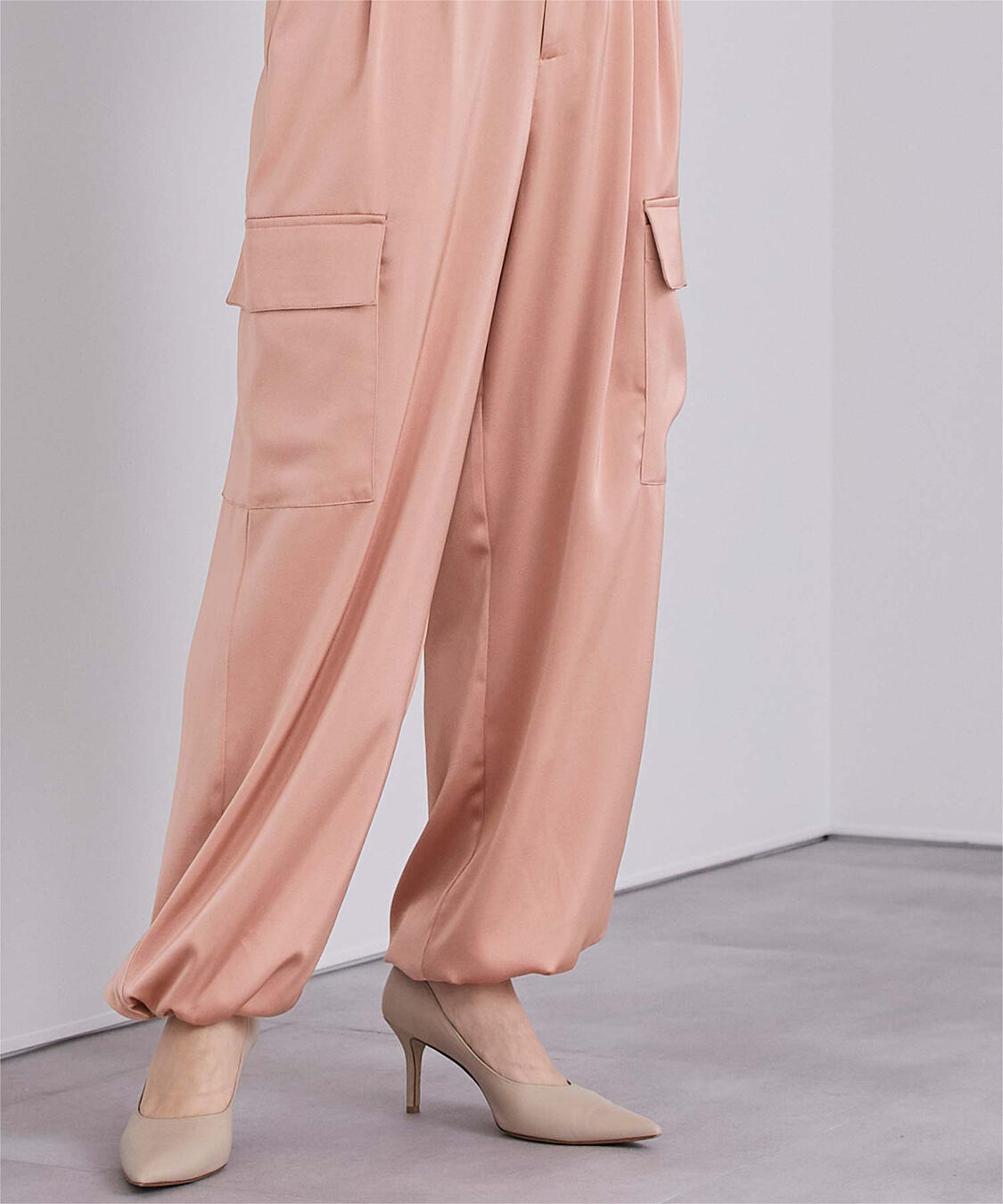 ur's「サテンパラシュートパンツ」|カーゴ|