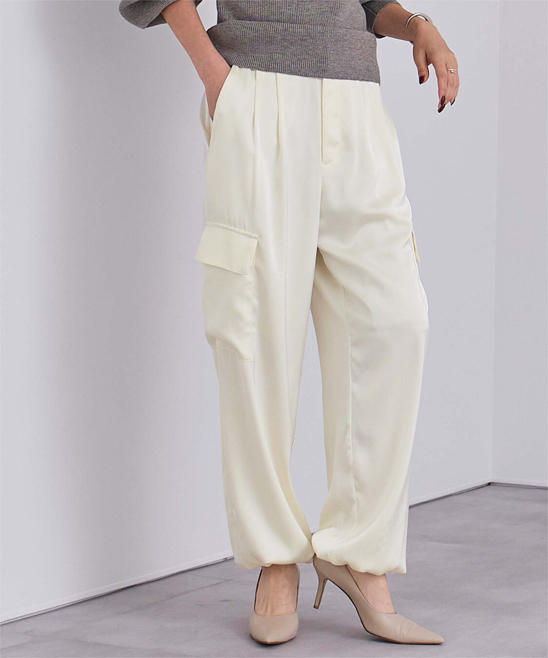 ur's「サテンパラシュートパンツ」|カーゴ|