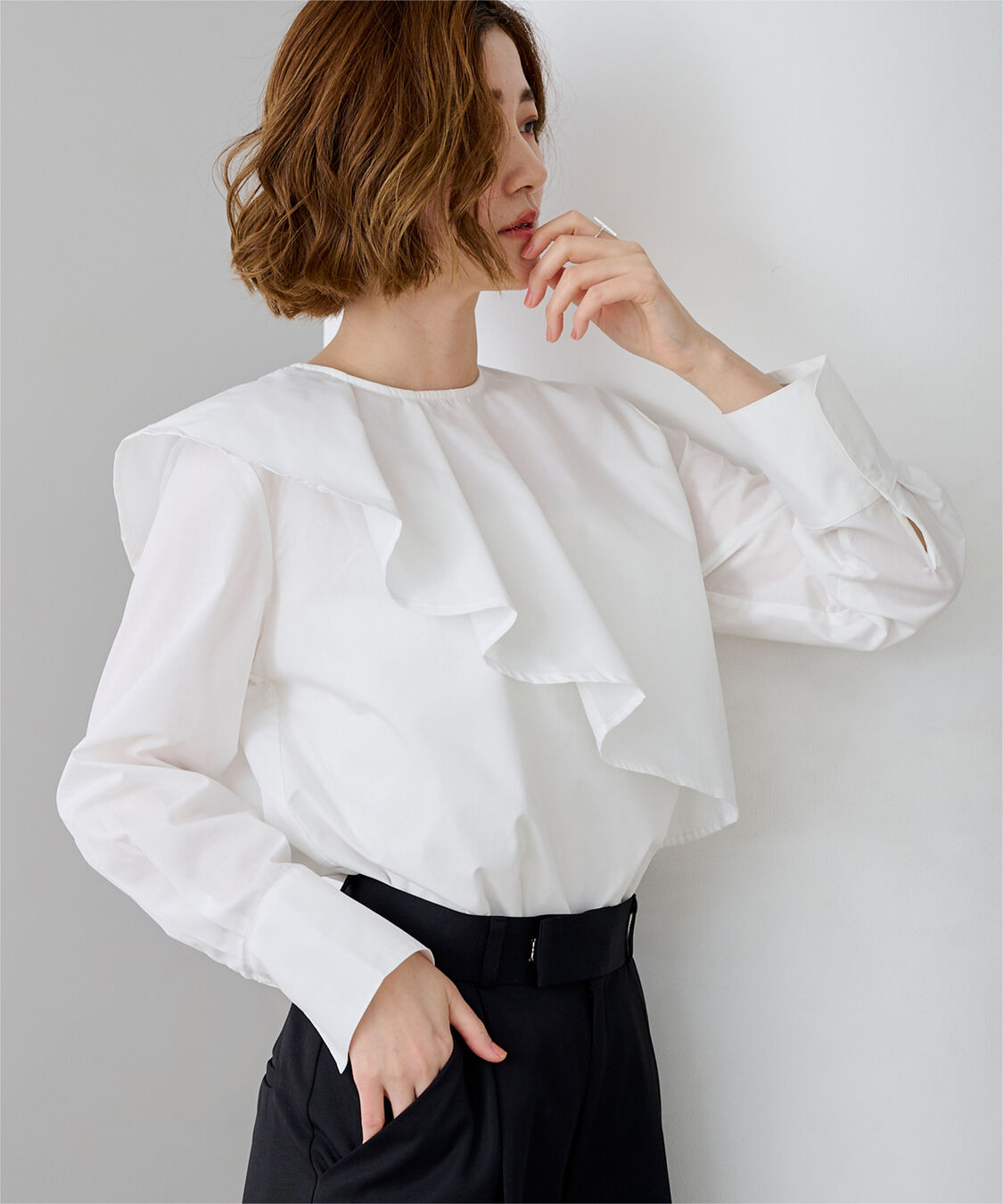 ur's「アシンメトリーラッフルデザインブラウス」|シャツ・ブラウス|