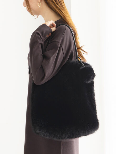 Te chichi「ファー&チャーム バッグ」|その他|ブラック