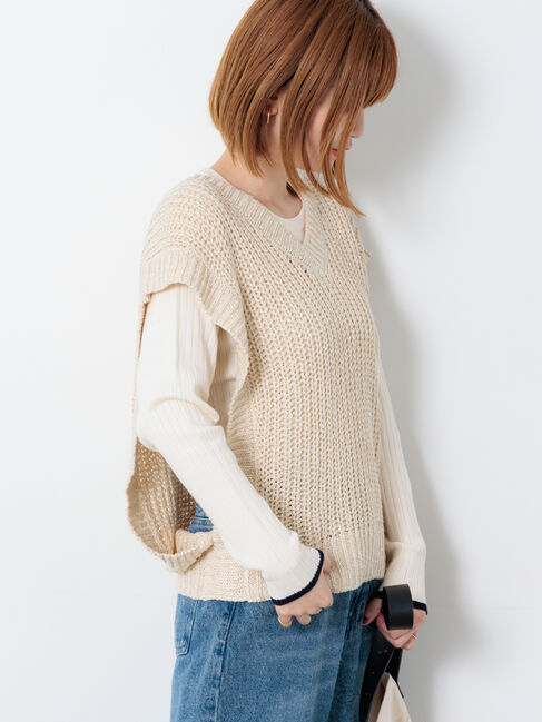 Lugnoncure「スラブヤーンVネックニットベスト」|ニット・セーター|キナリ