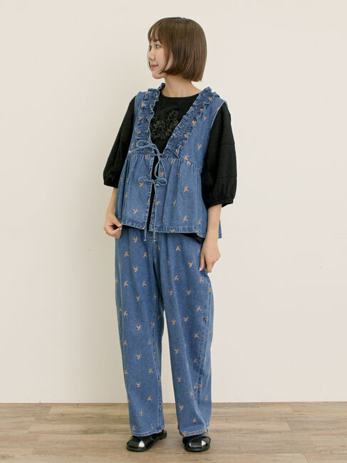 Samansa Mos2「刺繍デニムベスト」|ダウンベスト・ベスト|