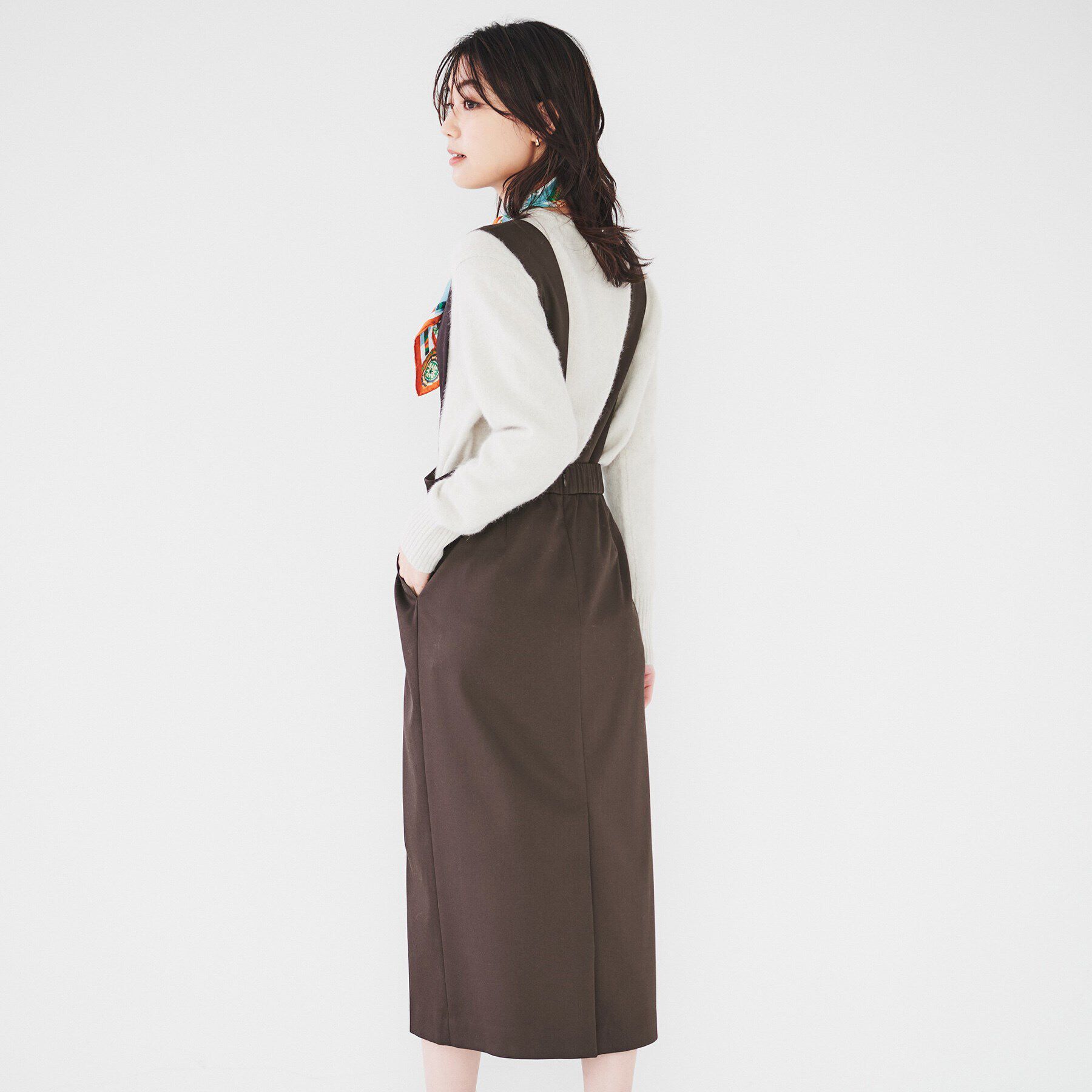 UNTITLED「【肩紐取り外し可/日本製/ミモレ丈】2WAYジャンパースカート」|スカート|