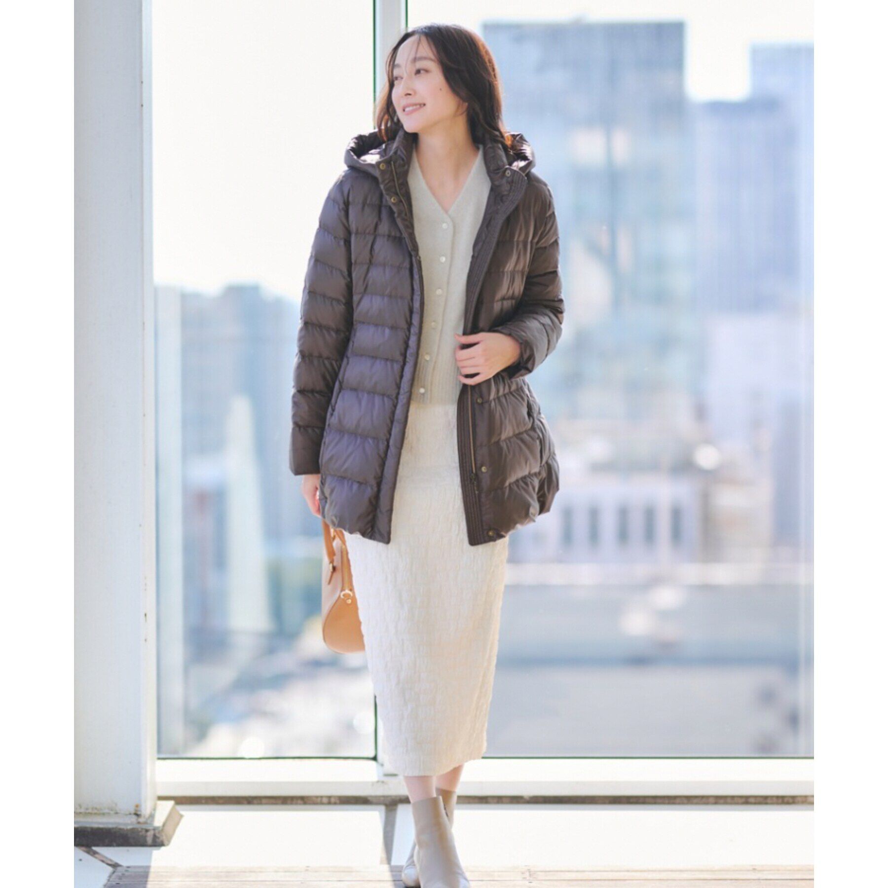 UNTITLED「【撥水/洗える/すっきり】ミディ丈タフタダウンコート」|ダウン|