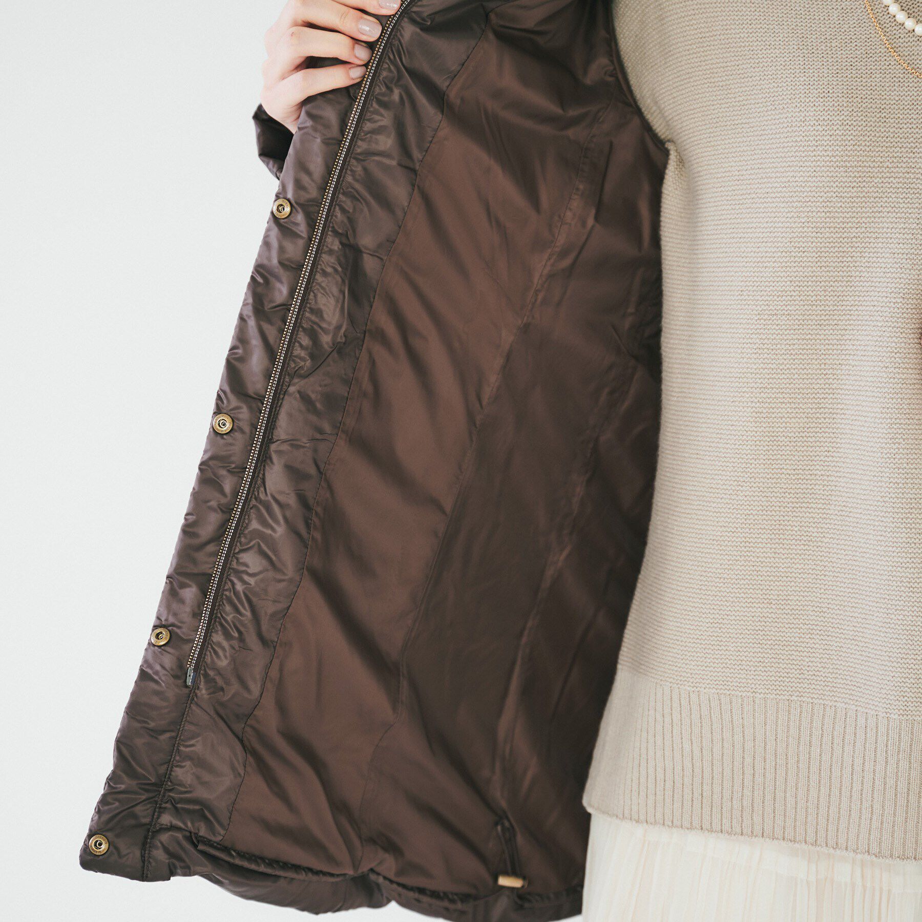 UNTITLED「【撥水/洗える/すっきり】ミディ丈タフタダウンコート」|ダウン|