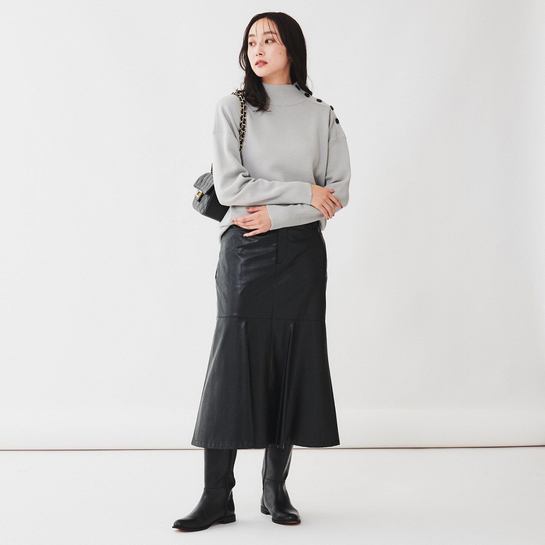 UNTITLED「【日本製／洗える】ミラノリブ 肩ボタンプルオーバーニット」|ニット・セーター|