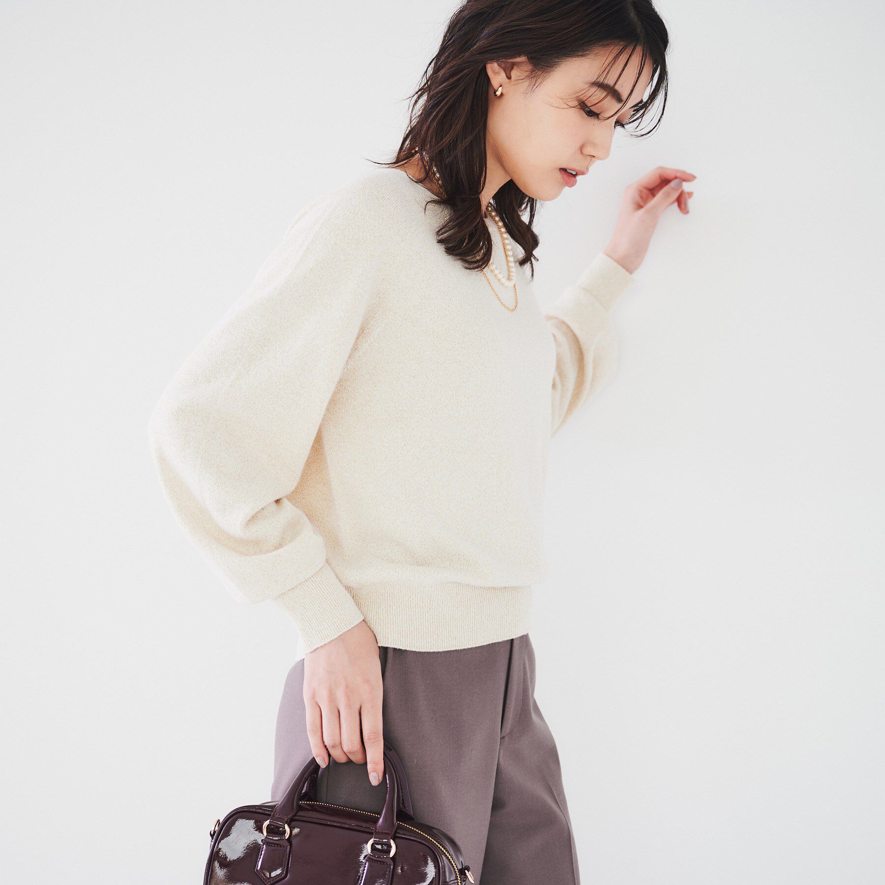 UNTITLED「【日本製/オンオフ使える】ラメ混パフスリーブプルオーバーニット」|ニット・セーター|