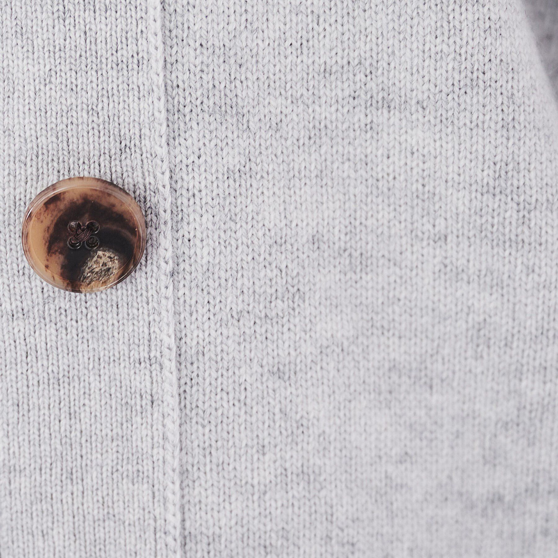 UNTITLED「ウールシルクカシミヤミックス Vネックカーディガン」|カーディガン|