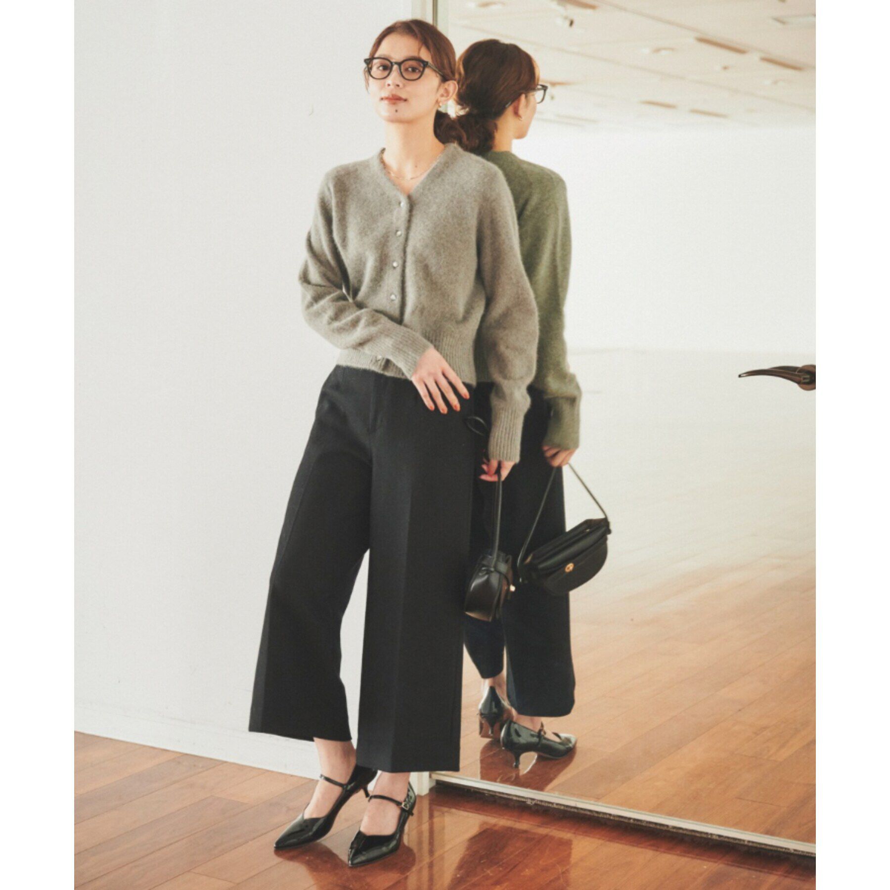 UNTITLED「【ショート丈/一枚着も可能】ウールフォックス Vネックカーディガン」|カーディガン|