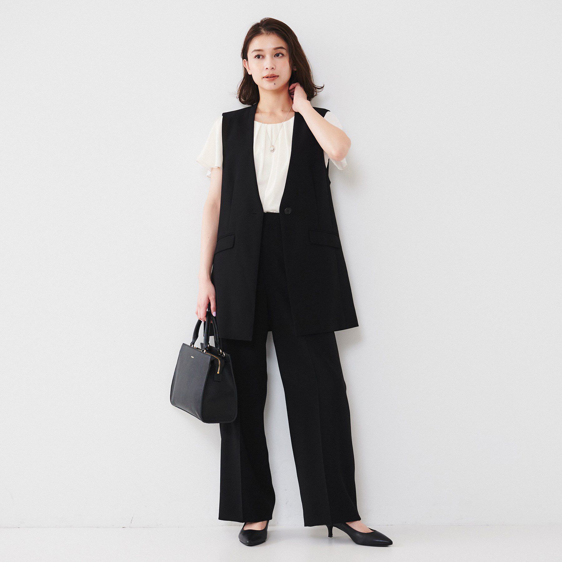 UNTITLED「【通勤/二の腕カバー】タックデザインブラウス」|シャツ・ブラウス|