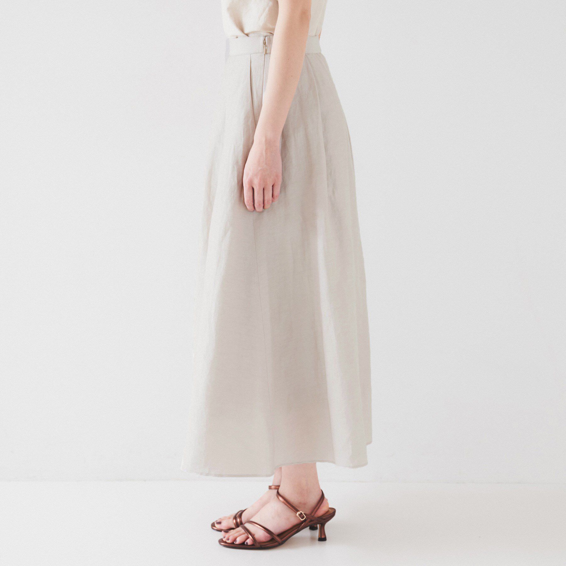 UNTITLED「【セットアップ可能/手洗い可】リネン混フレアスカート」|スカート|